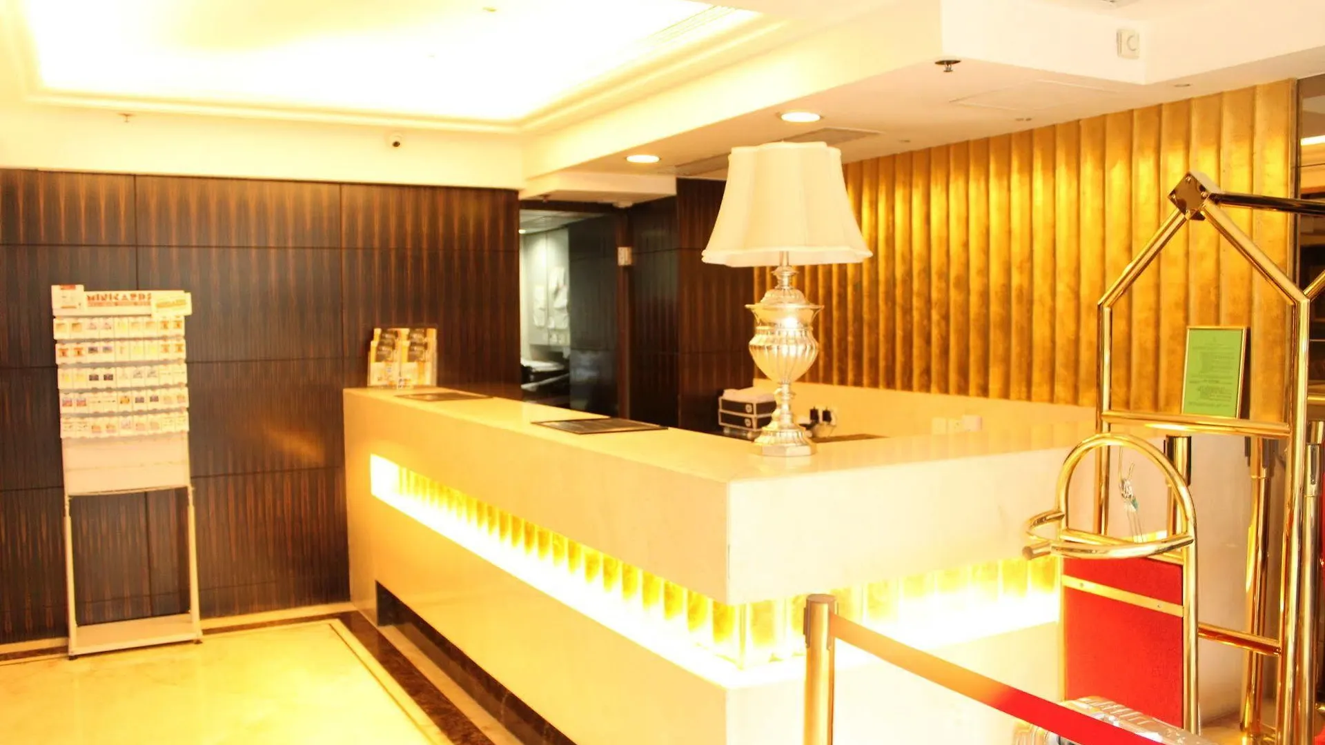 Oriental Lander Hotel Hong Kong